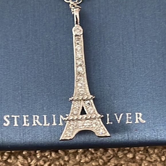 Contessa Di Capri Sterling Silver 925 Eiffel Tower On Delicate Chain Necklace - Picture 2 of 5